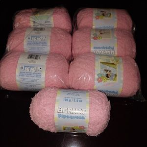 7 new skeins Bernat Pipsqueak yarn